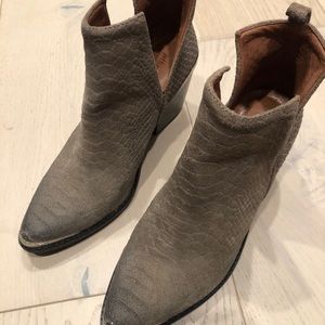 Jeffrey Campbell boots